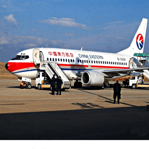 安康富强航空运输航空快运业稳步发展的原因是什么？